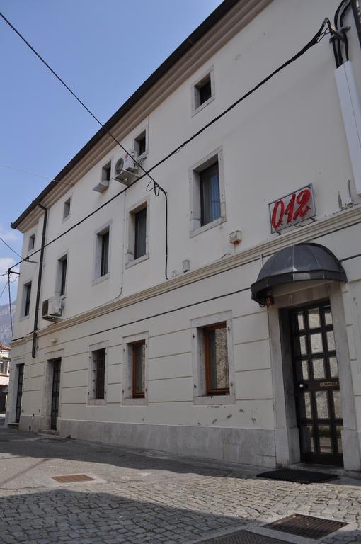 玩偶公寓 Ajdovščina 外观 照片